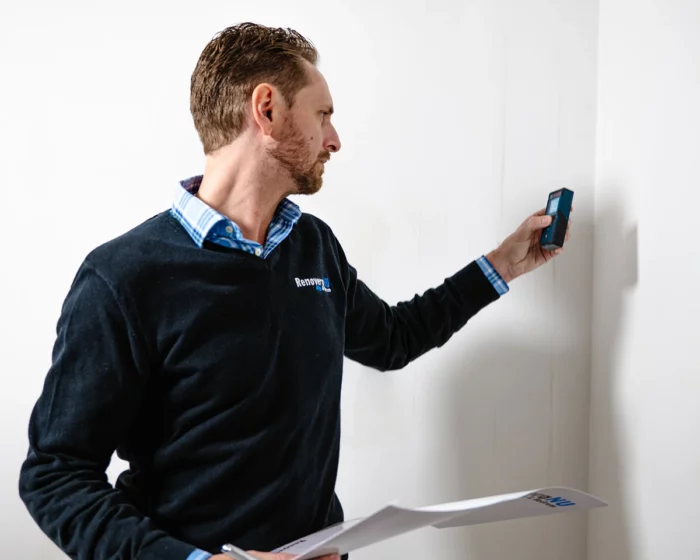 Projektledare för badrumsrenovering som stöttar kunden genom hela processen